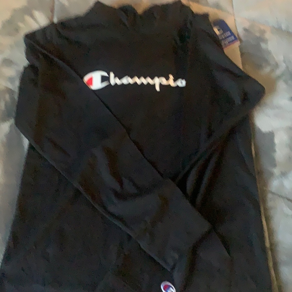New with tags kids champion pullover shirt